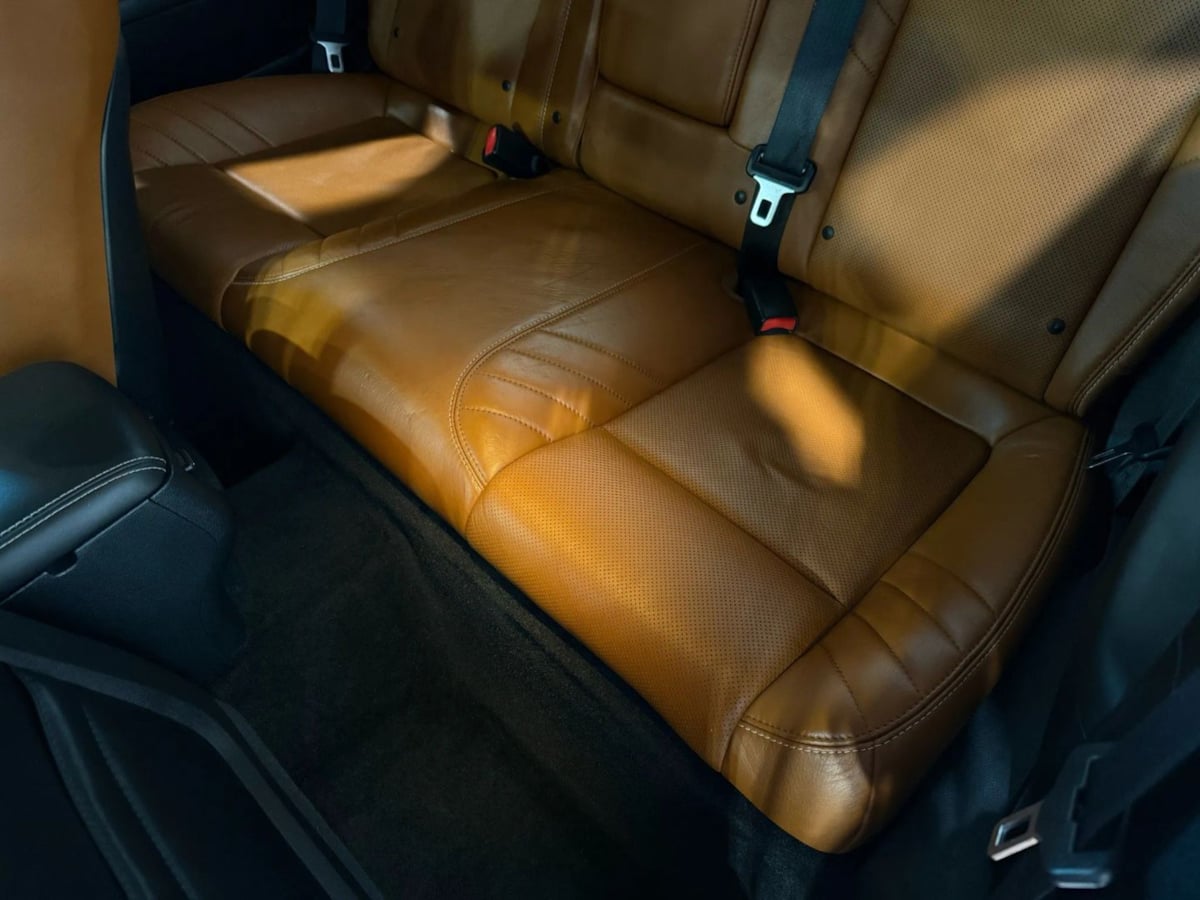 2015 Dodge Challenger SRT Hellcat Image 19 of 36