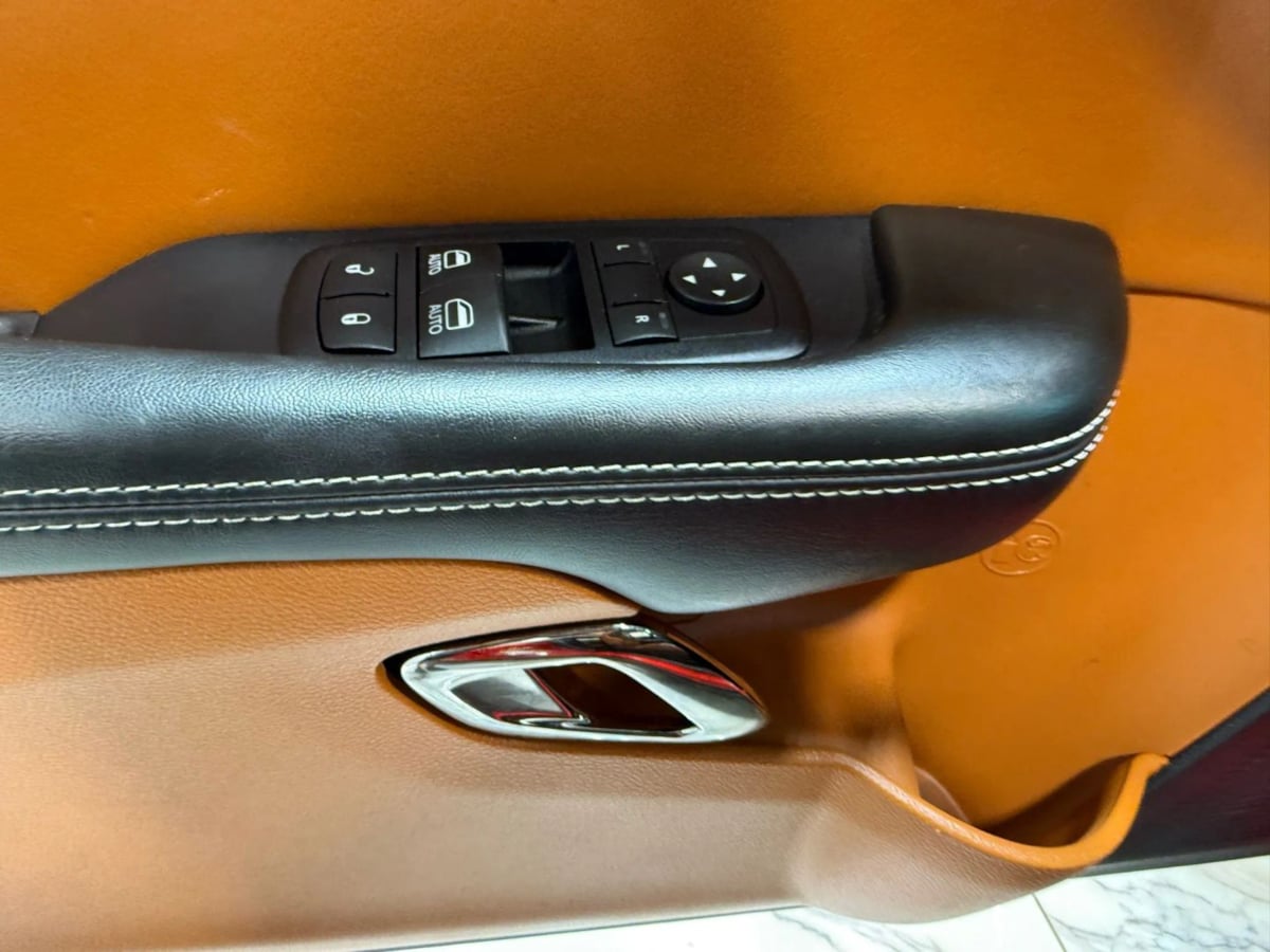 2015 Dodge Challenger SRT Hellcat Image 30 of 36