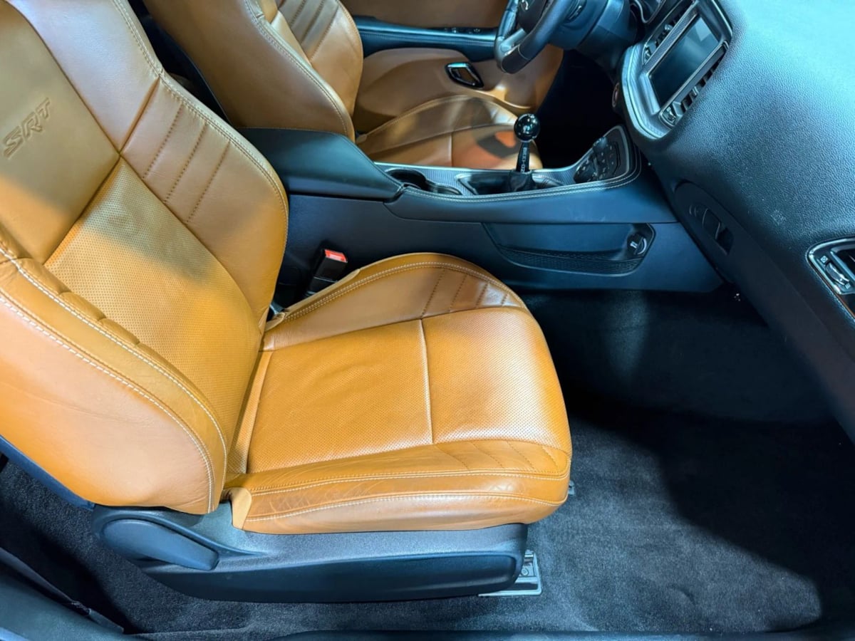 2015 Dodge Challenger SRT Hellcat Image 20 of 36