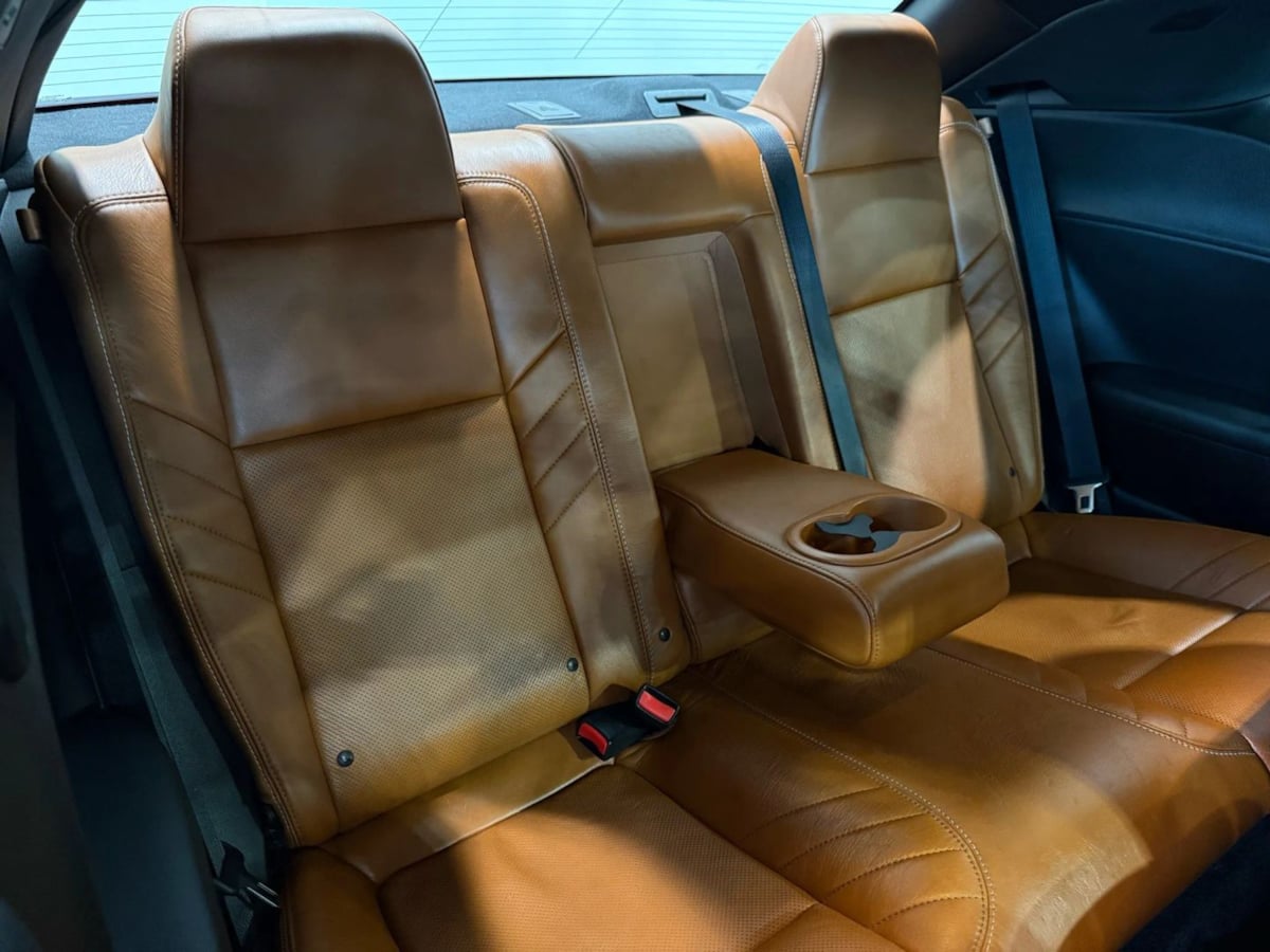 2015 Dodge Challenger SRT Hellcat Image 15 of 36