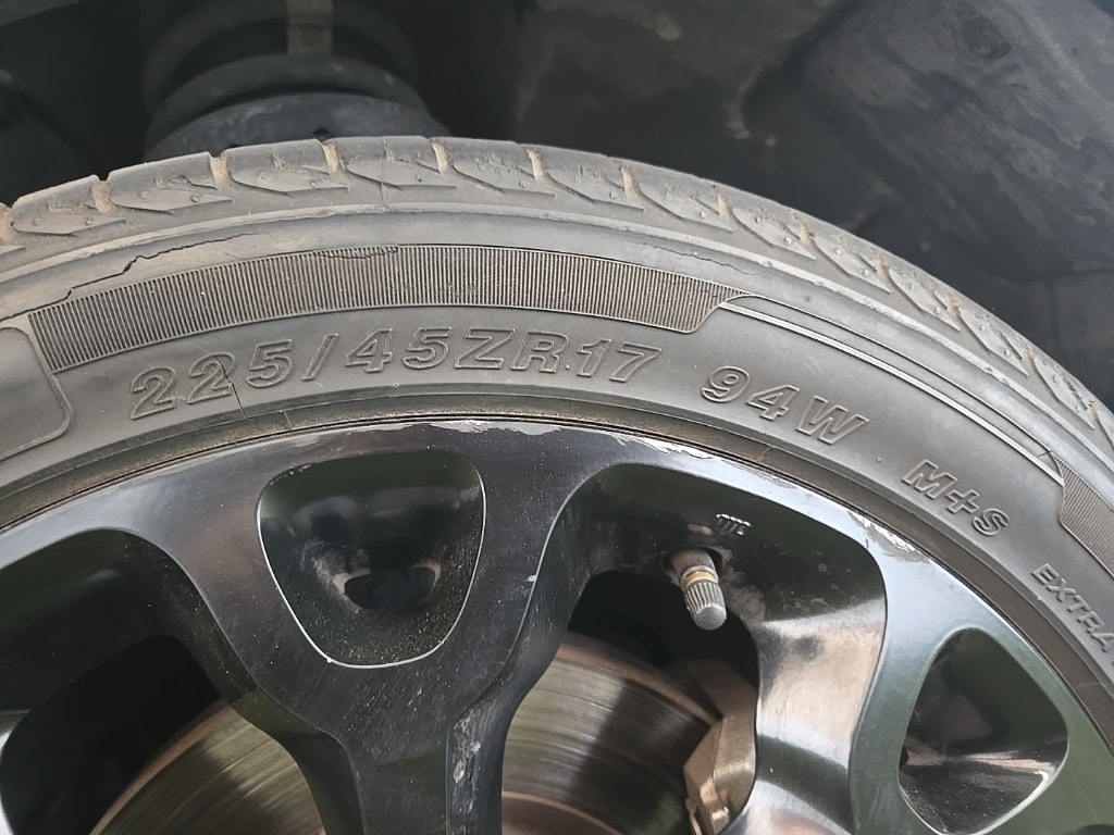 Vehicle image 34 of 34