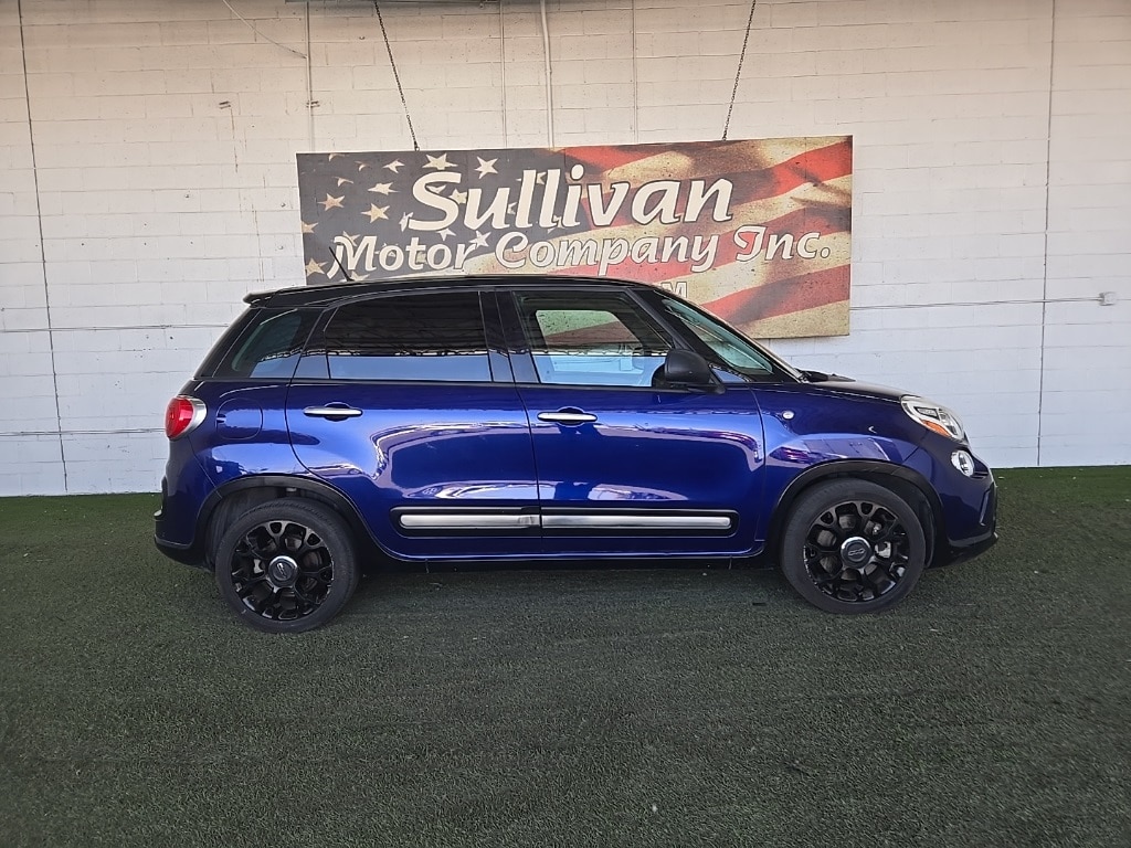 Vehicle image 4 of 34