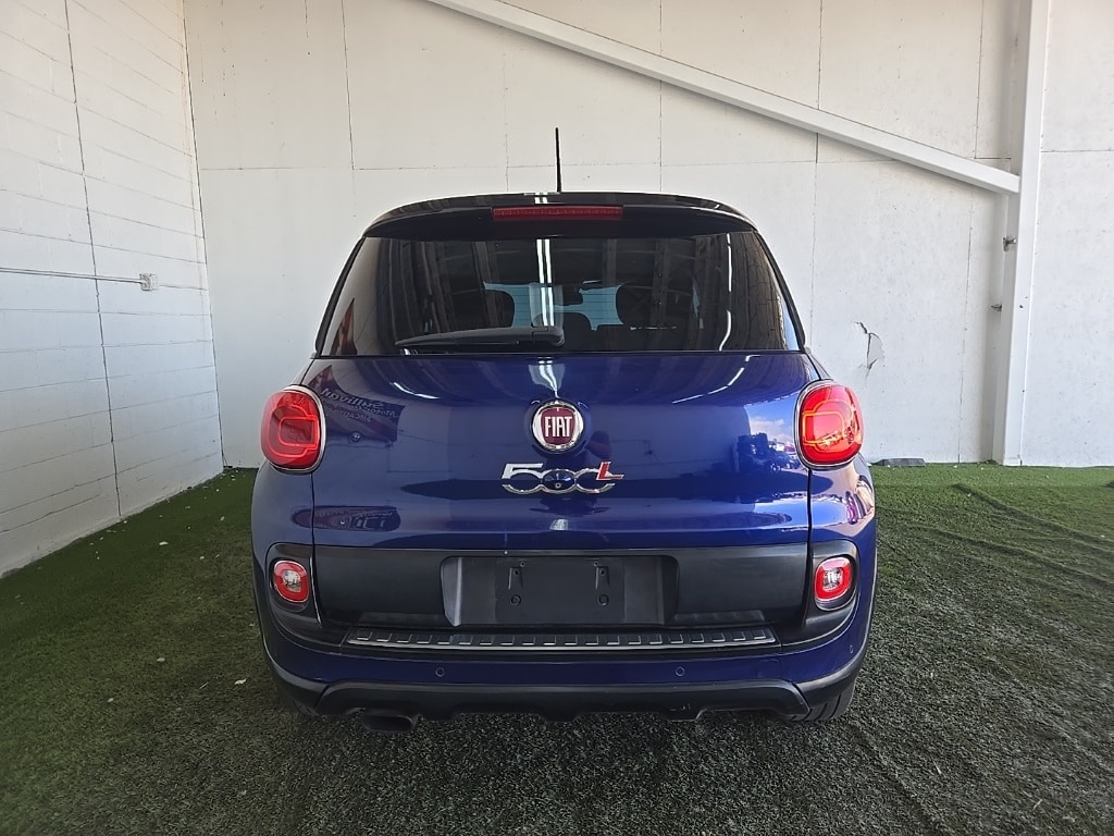 Vehicle image 8 of 34