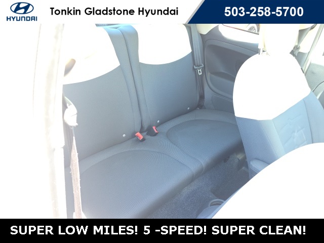 Vehicle image 10 of 28