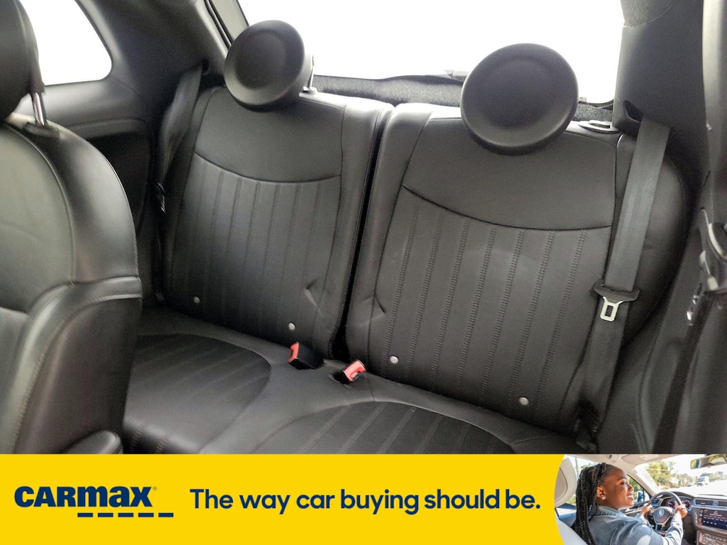 Vehicle image 23 of 26