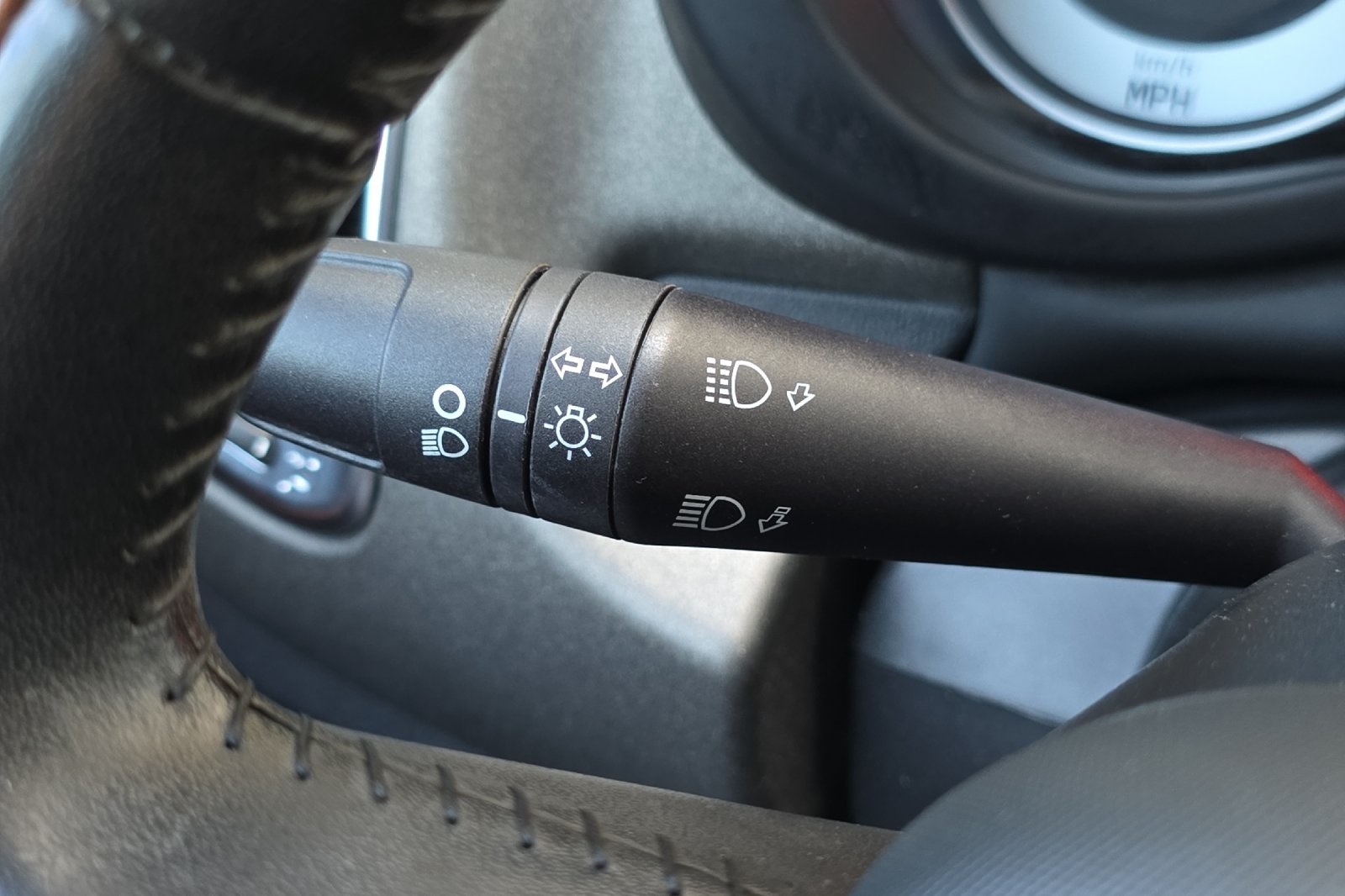 Vehicle image 24 of 33