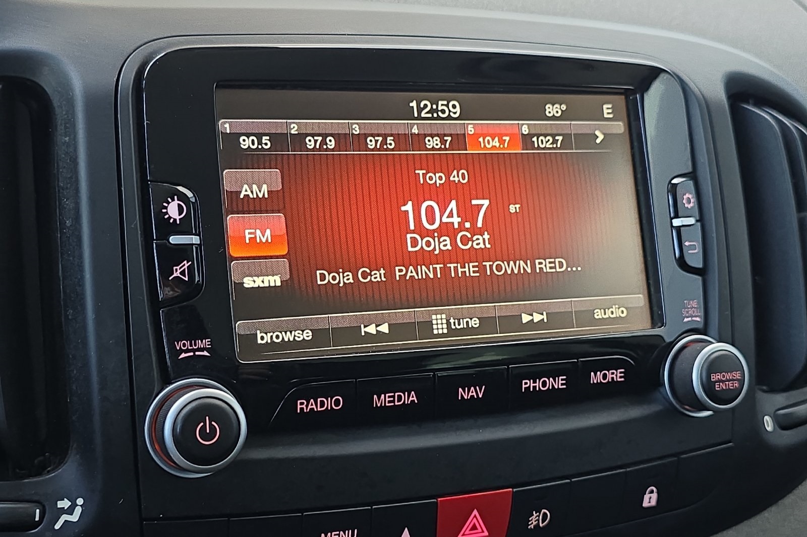 Vehicle image 18 of 33