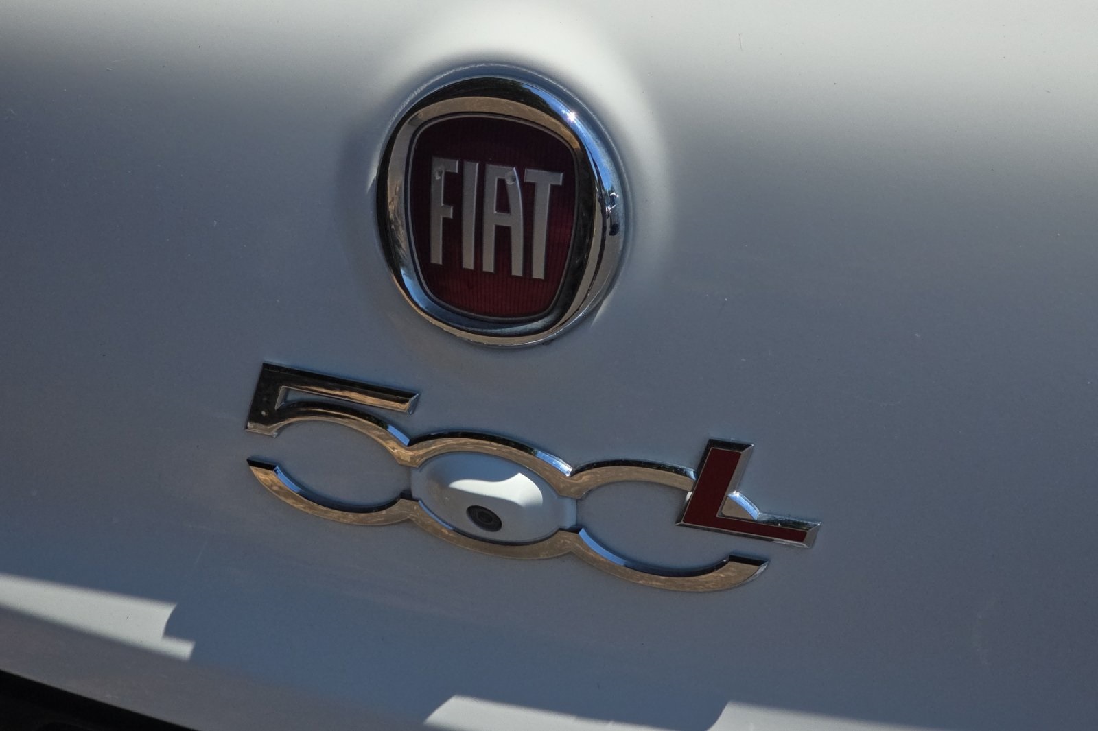 Vehicle image 23 of 33
