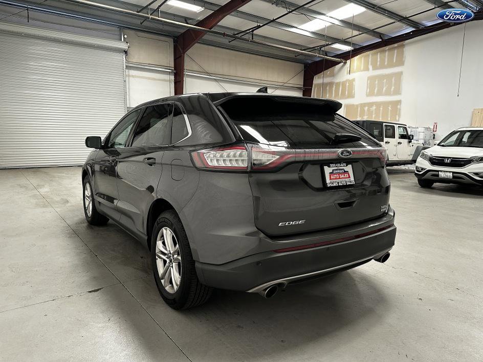 Vehicle image 7 of 25