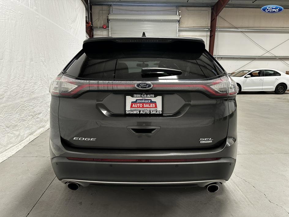 Vehicle image 6 of 25