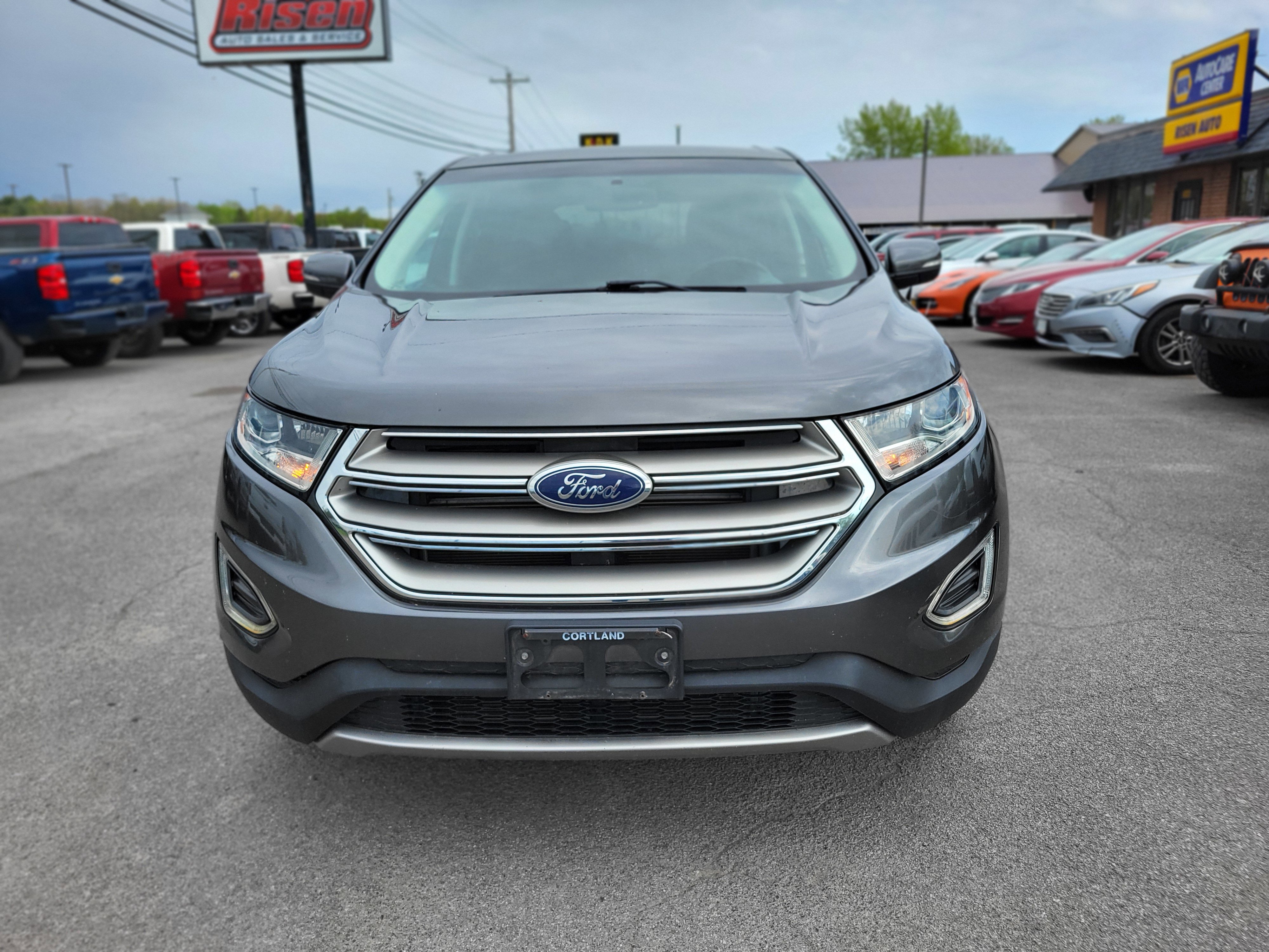 2015 Ford Edge SEL Image 2 of 20