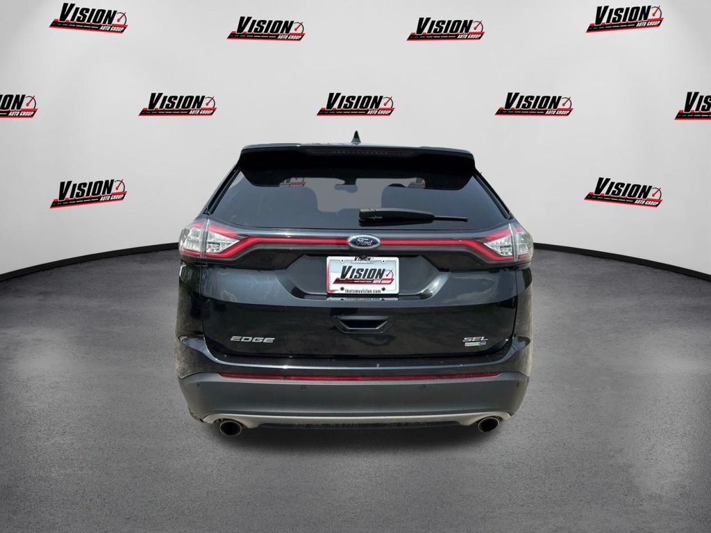 Vehicle image 6 of 36