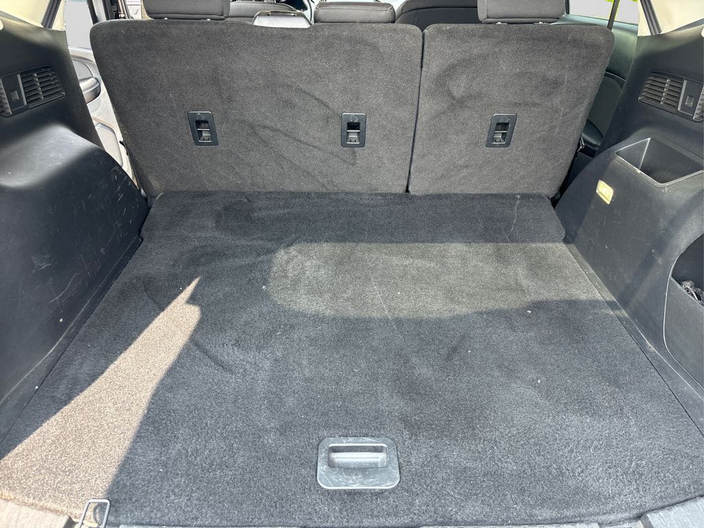 Vehicle image 11 of 36