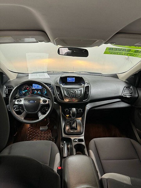 Vehicle image 12 of 32