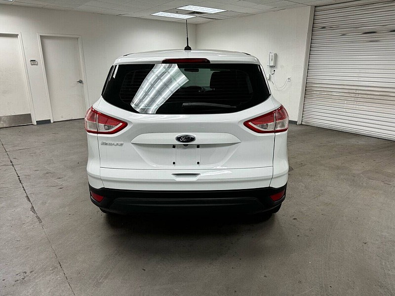 Vehicle image 6 of 32