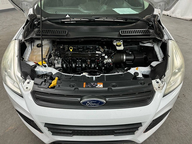 Vehicle image 25 of 32