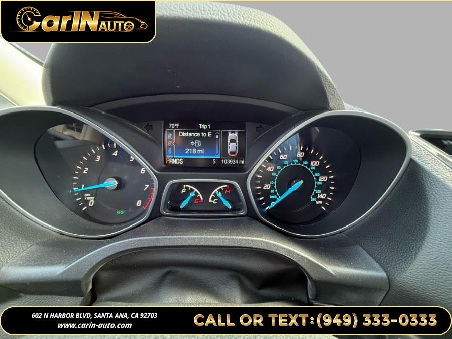 Vehicle image 23 of 33