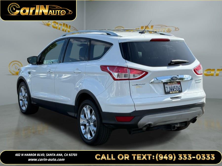 Vehicle image 7 of 33