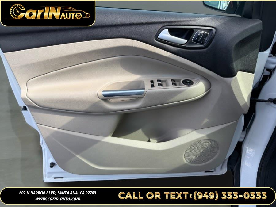 Vehicle image 20 of 33