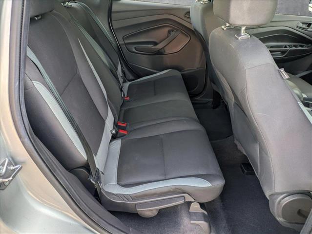 Vehicle image 13 of 24