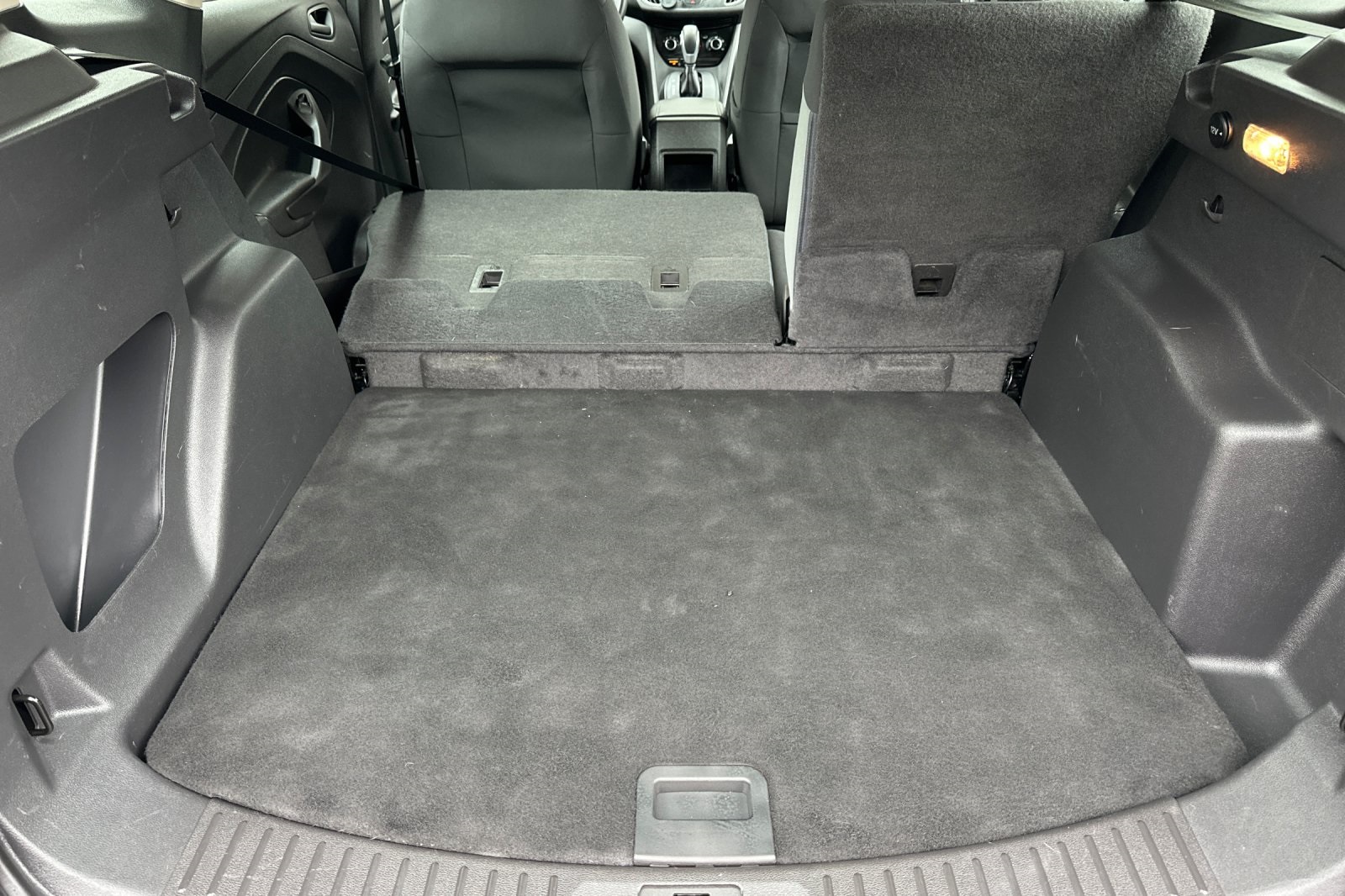 Vehicle image 15 of 33