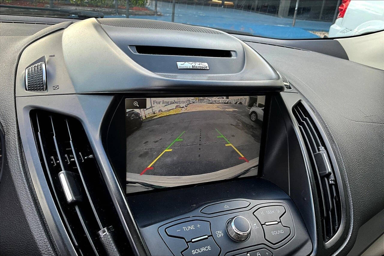 Vehicle image 20 of 33