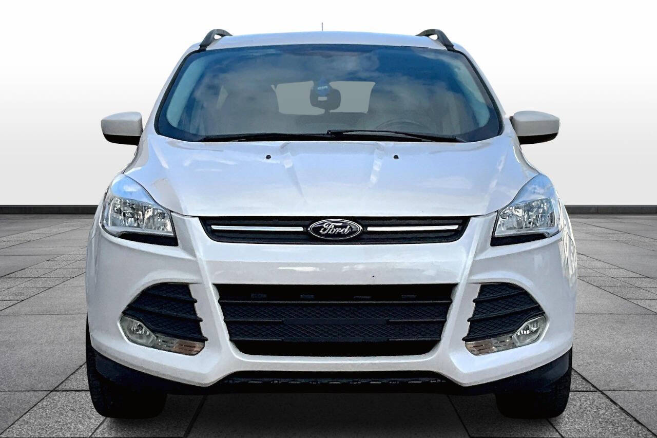 Vehicle image 2 of 33
