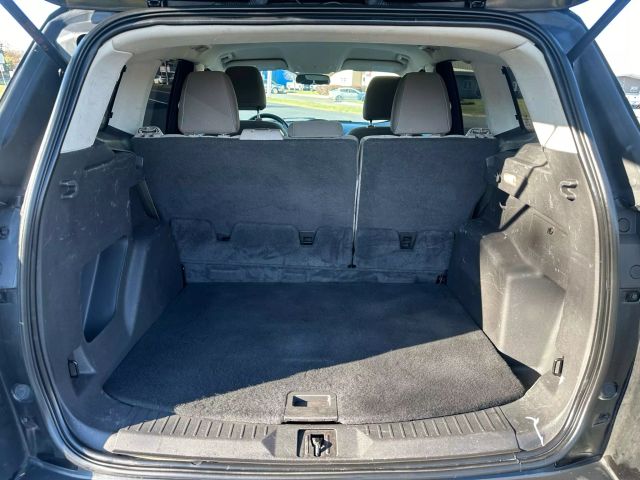 Vehicle image 14 of 82