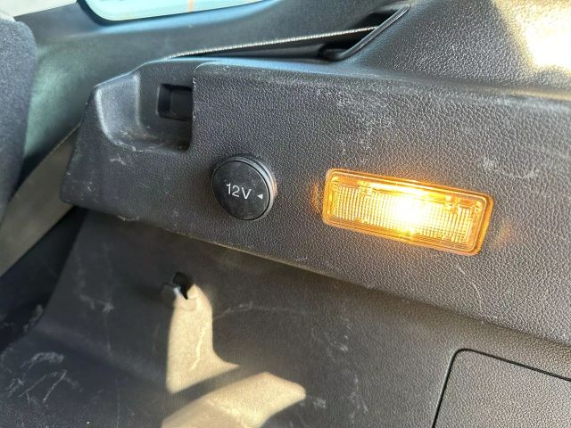 Vehicle image 17 of 82