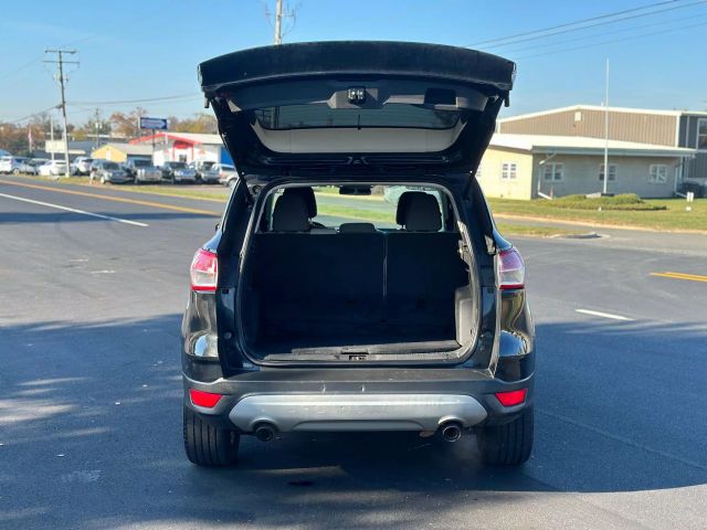 Vehicle image 13 of 82