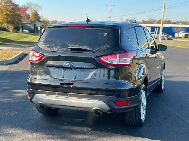 Vehicle image 8 of 82