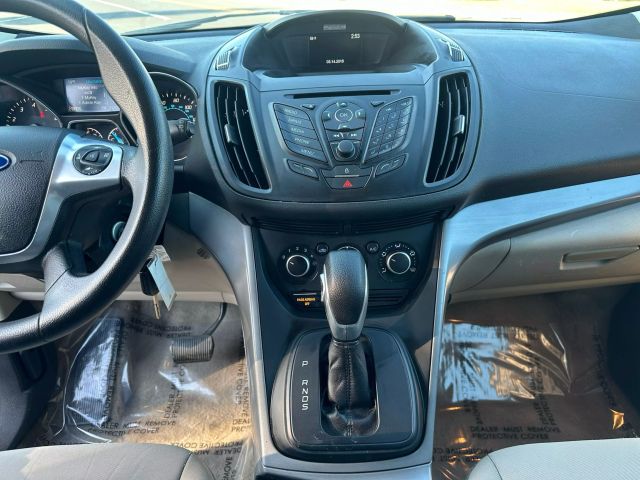 Vehicle image 40 of 82