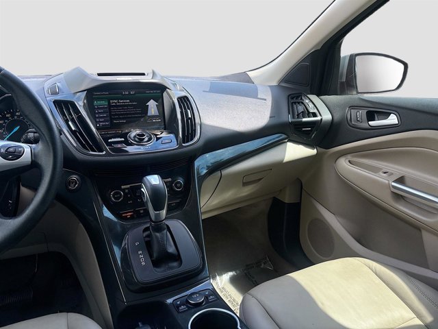 Vehicle image 17 of 34