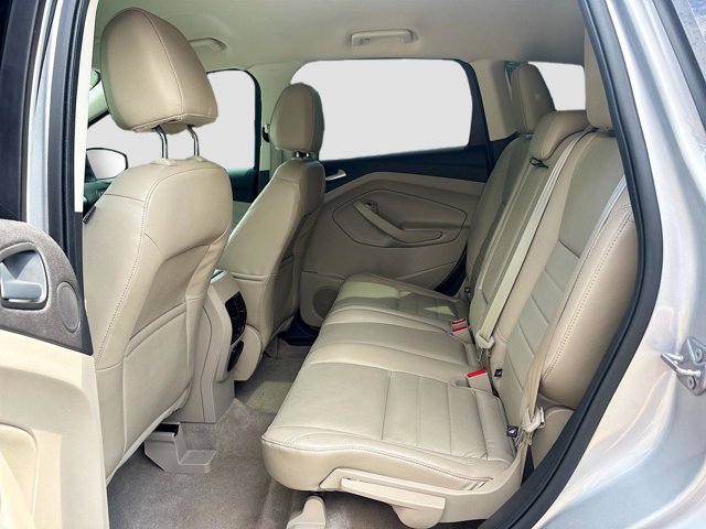 Vehicle image 13 of 34