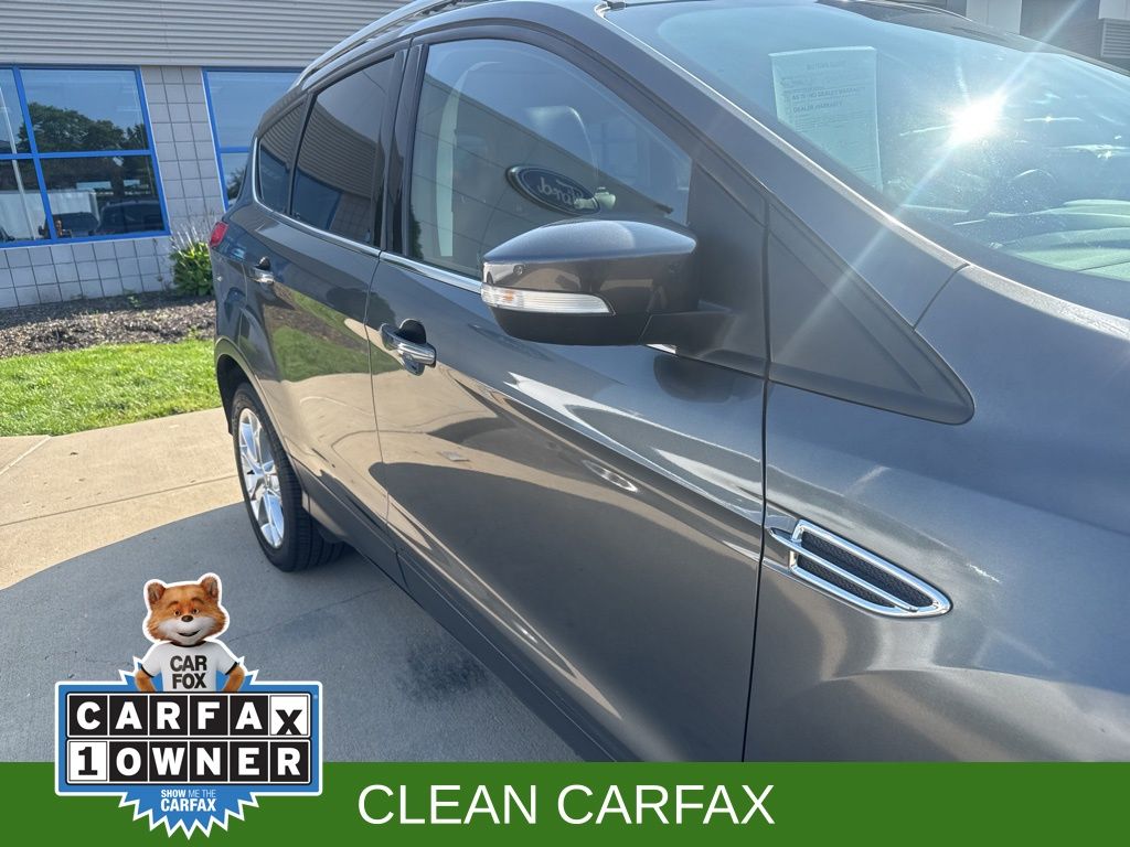 Vehicle image 26 of 37