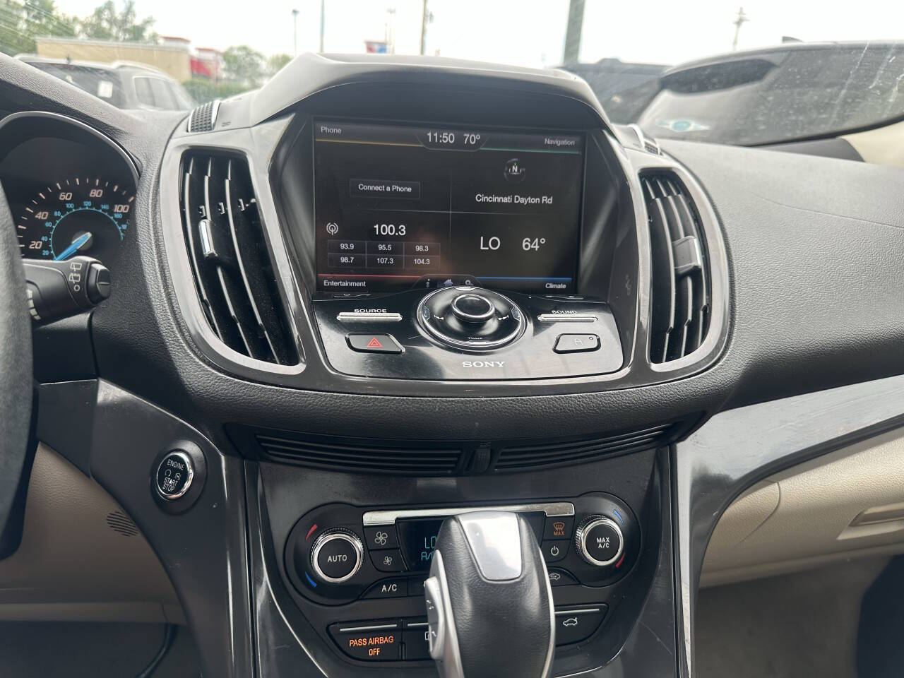 Vehicle image 23 of 24