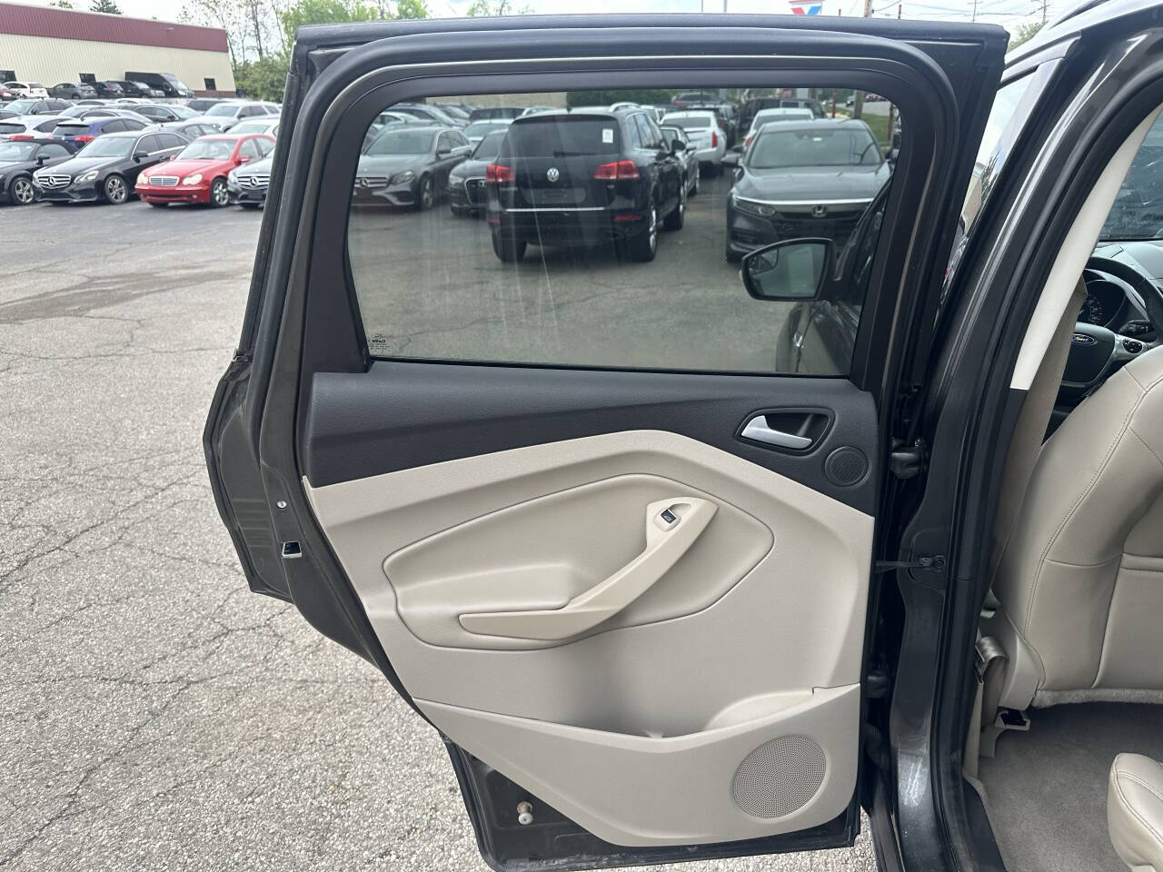 Vehicle image 15 of 24