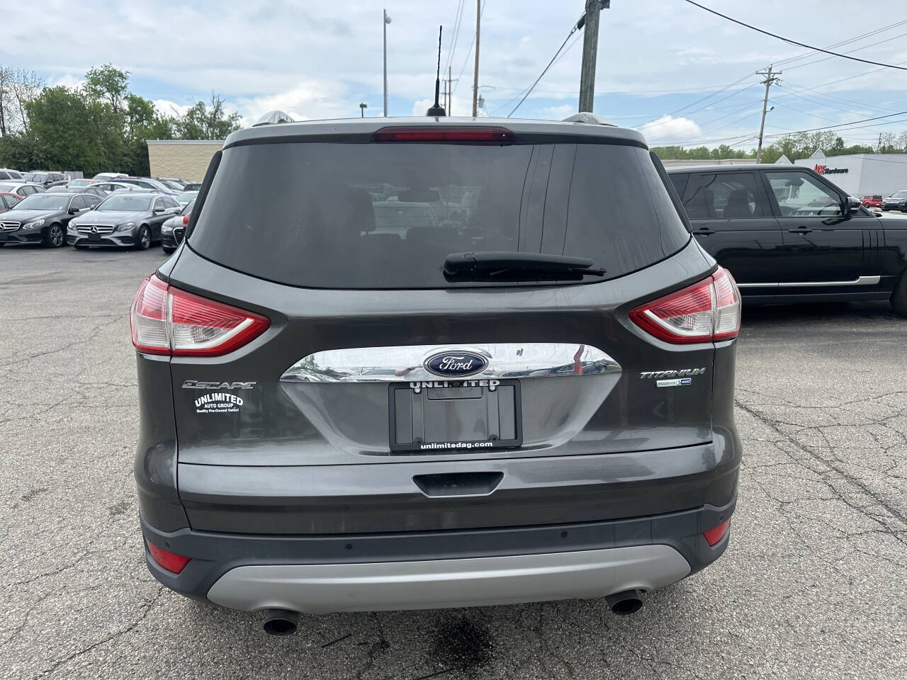 Vehicle image 12 of 24