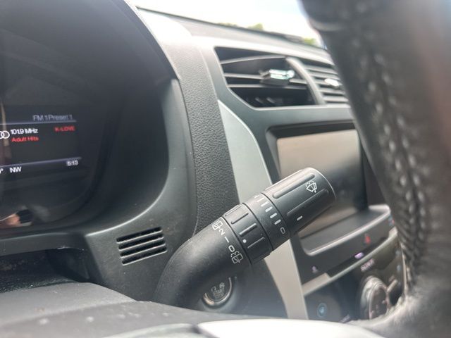 Vehicle image 52 of 54