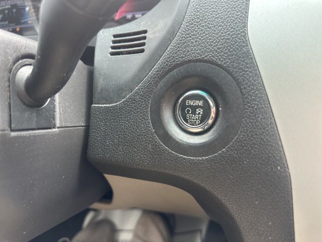 Vehicle image 47 of 54
