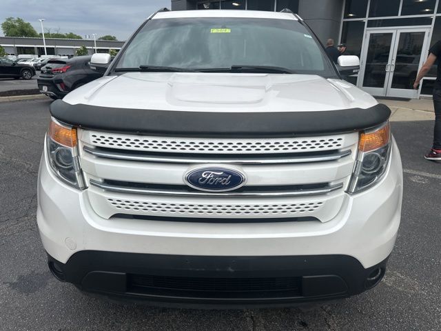Vehicle image 15 of 54