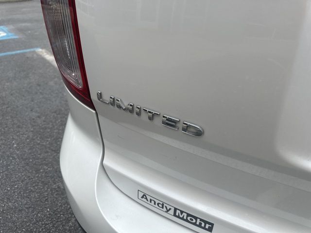 Vehicle image 9 of 54
