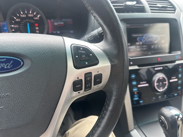 Vehicle image 50 of 54
