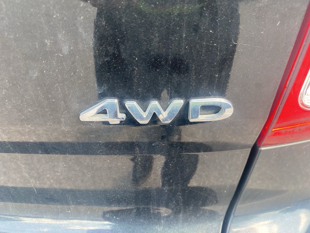 Vehicle image 18 of 18