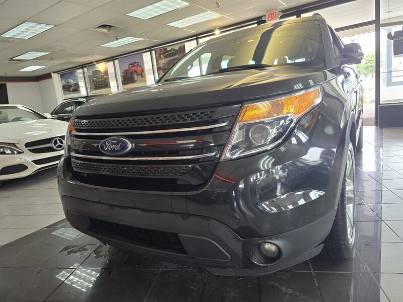 Vehicle image 7 of 40