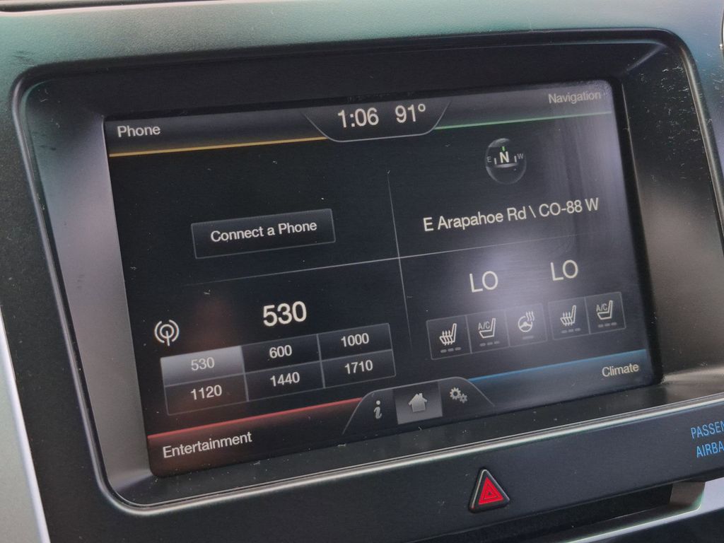 Vehicle image 15 of 26