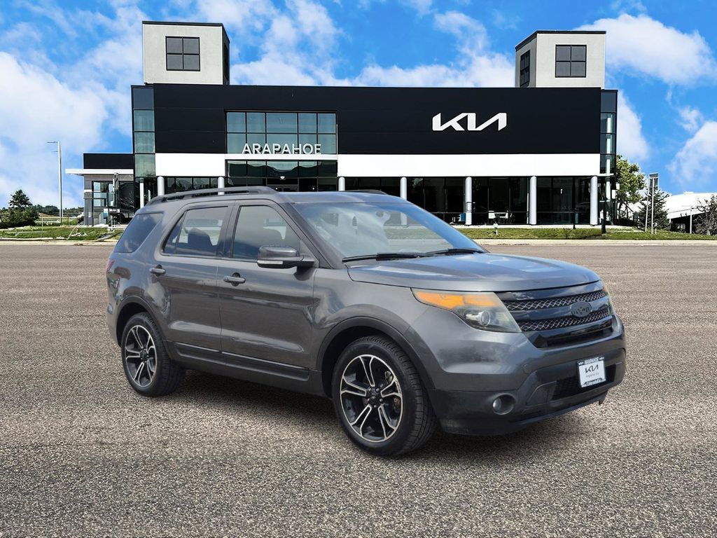 Vehicle image 3 of 26