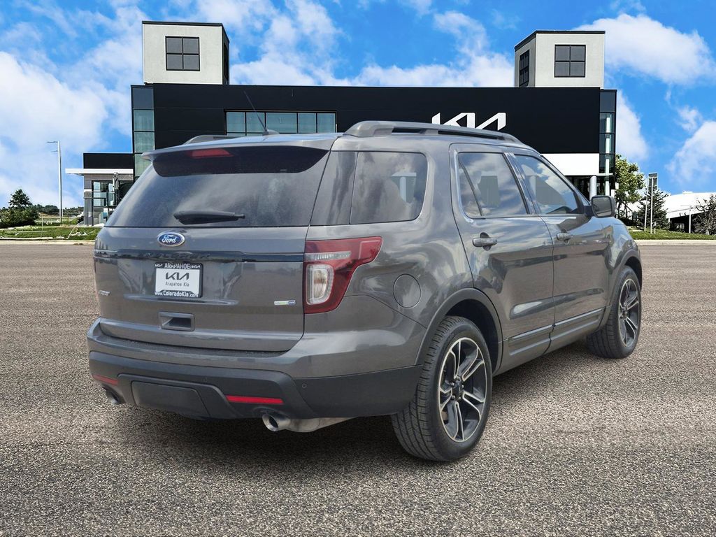 Vehicle image 5 of 26