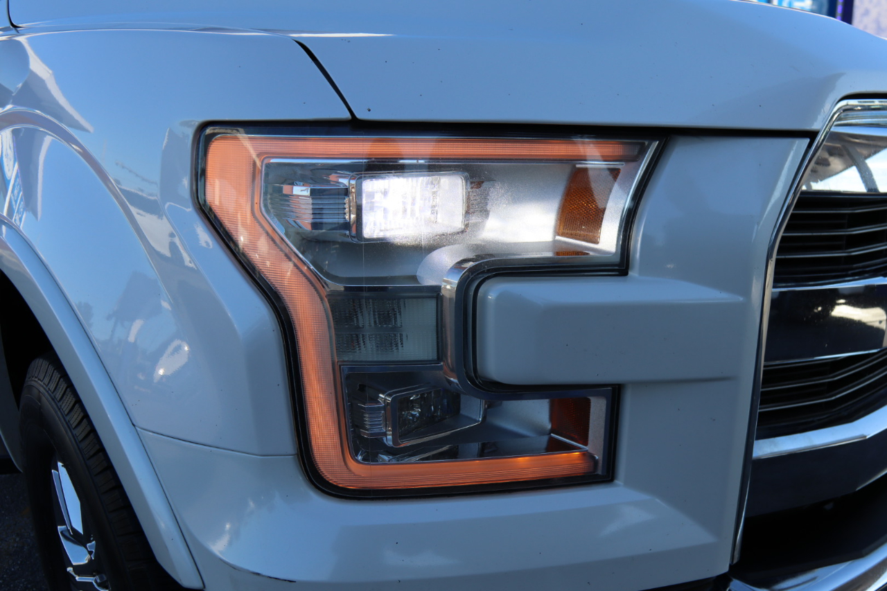 2015 Ford F-150 Lariat Image 37 of 43