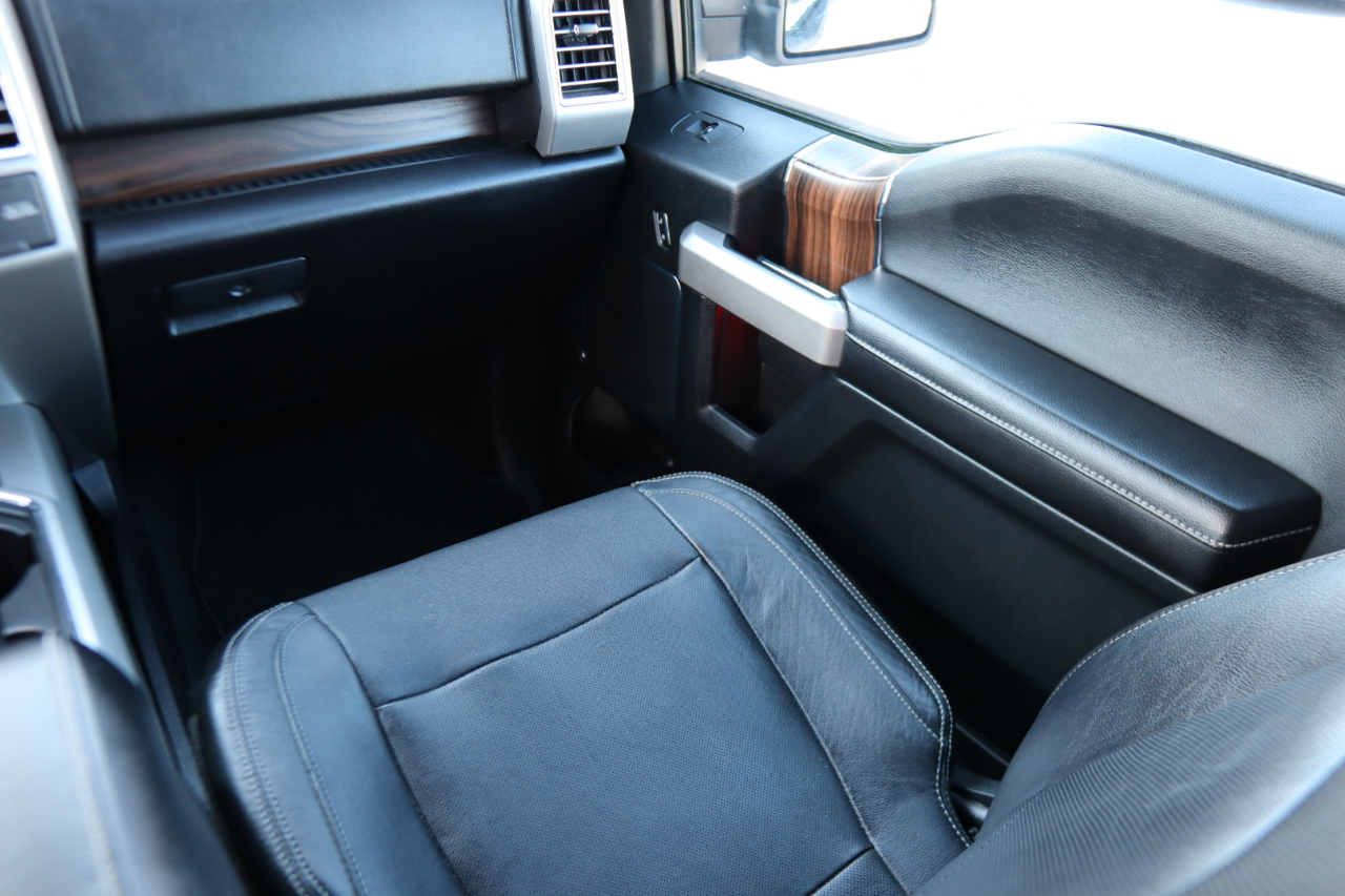 2015 Ford F-150 Lariat Image 28 of 43